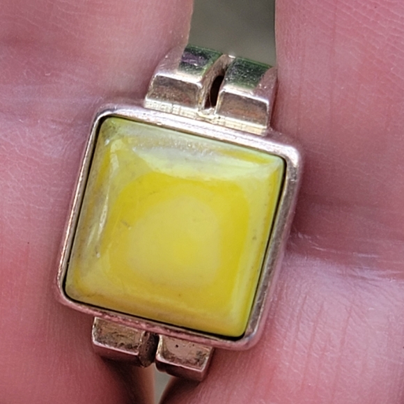 Silpada Sterling Silver Square Green Mother of Pearl Ring - Picture 12 of 13